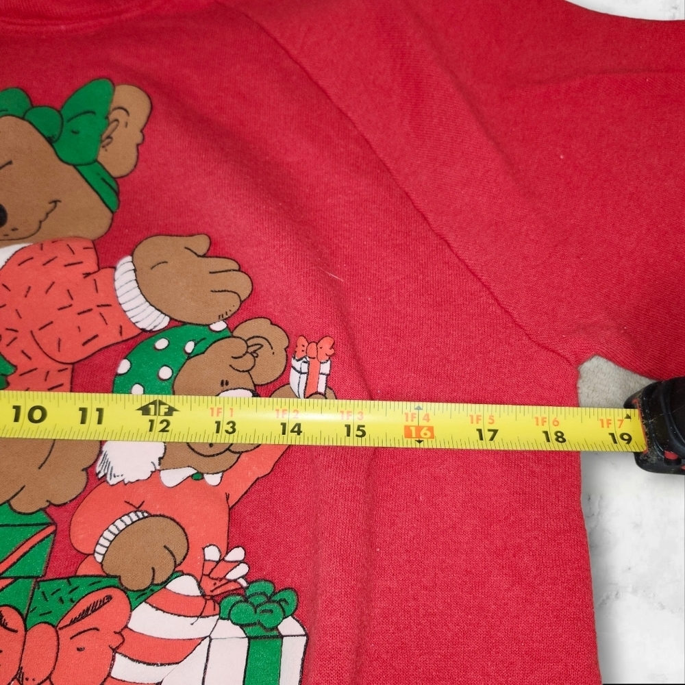 Vintage Christmas Sweater- All i Want For Christmas Is Everything - Picture 5 of 9